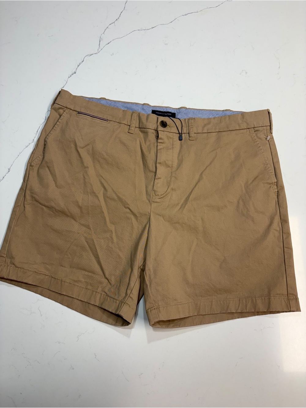 Tommy Hilfiger Chino Shorts Mens 40 Brown Khaki Flat Front Stretch Casual Sport